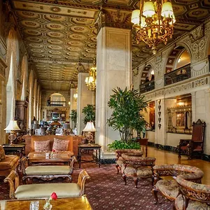 5* Hotel The Brown